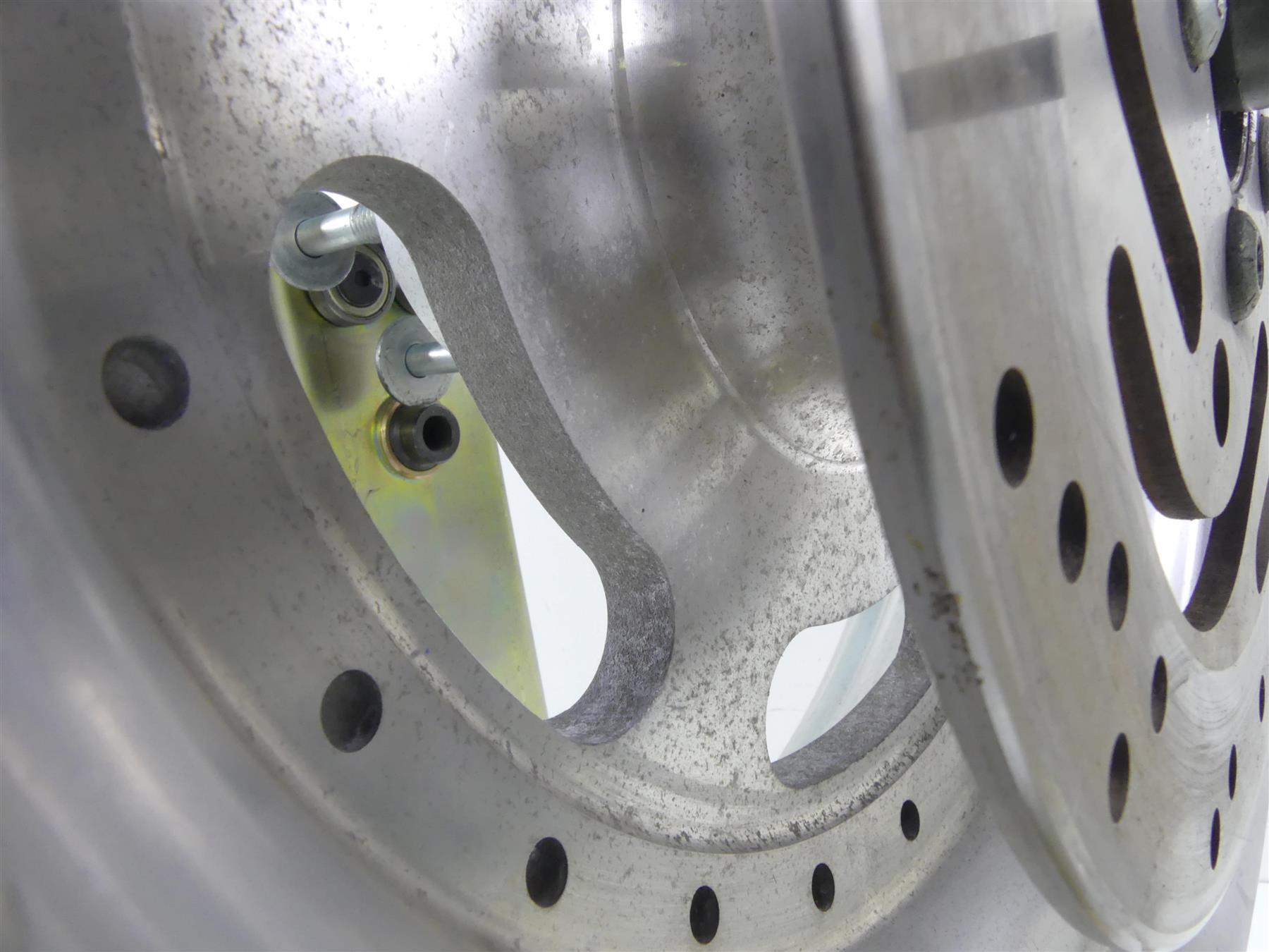 2009 Harley FXDF Dyna Fat Bob Straight 16x5 Slotted Rear Wheel Rim 40900179 {{ shop.shopifyCountryName }} - Mototech271