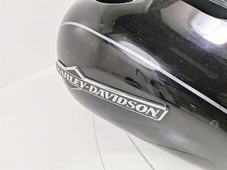 2011 Harley FXDC Dyna Super Glide Fuel Gas Petrol Tank READ 61000705 {{ shop.shopifyCountryName }} - Mototech271