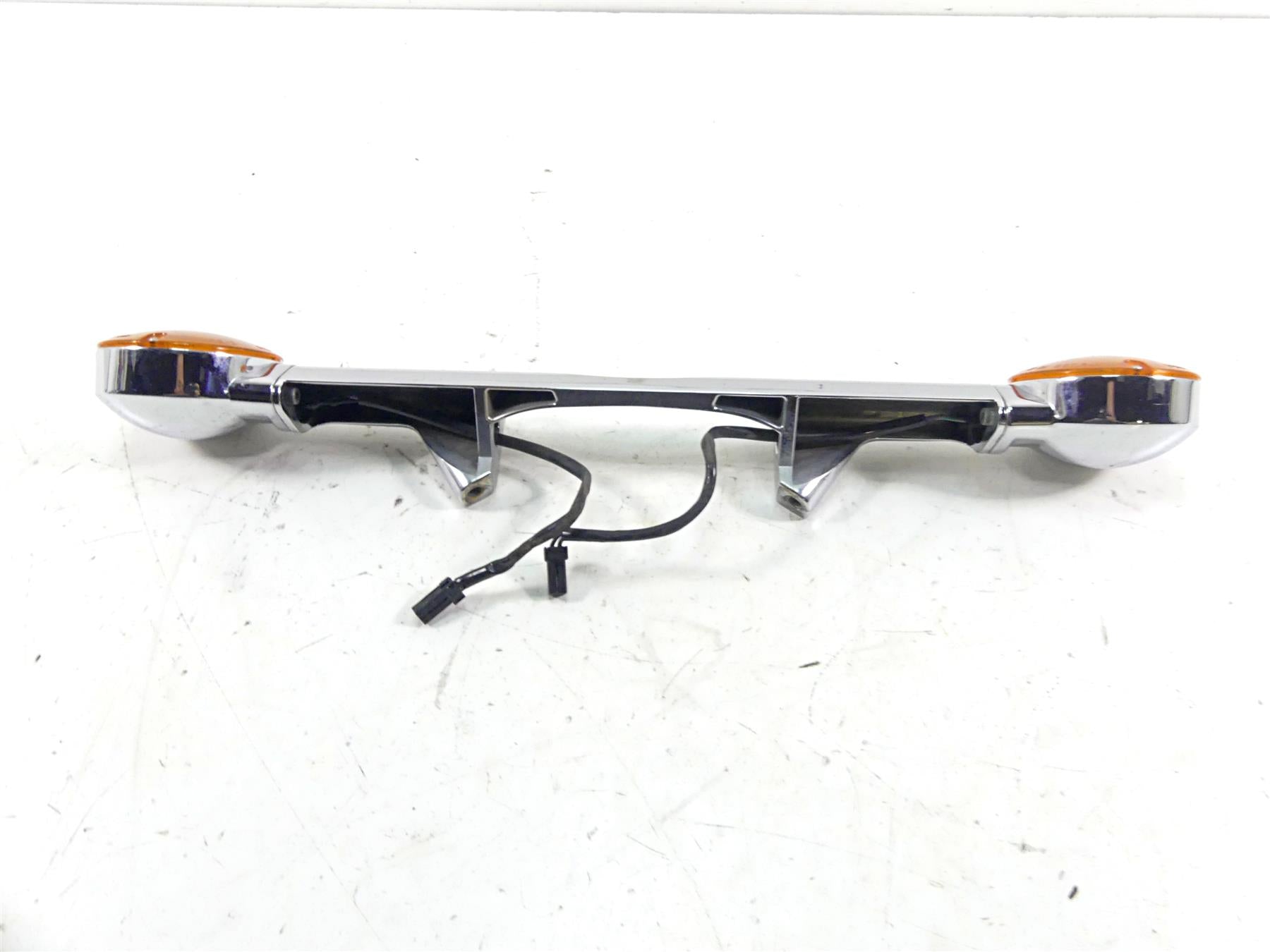 2010 Harley Touring FLHRC Road King Rear Blinker Turn Signal Bar 68510-74C {{ shop.shopifyCountryName }} - Mototech271