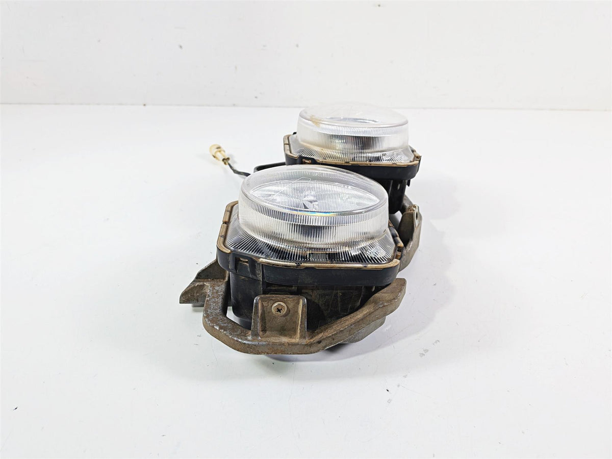 2017 Yamaha YXZ1000R EPS SS Right Headlight Head Lamp - Read 2UD-84300-00-00 {{ shop.shopifyCountryName }} - Mototech271