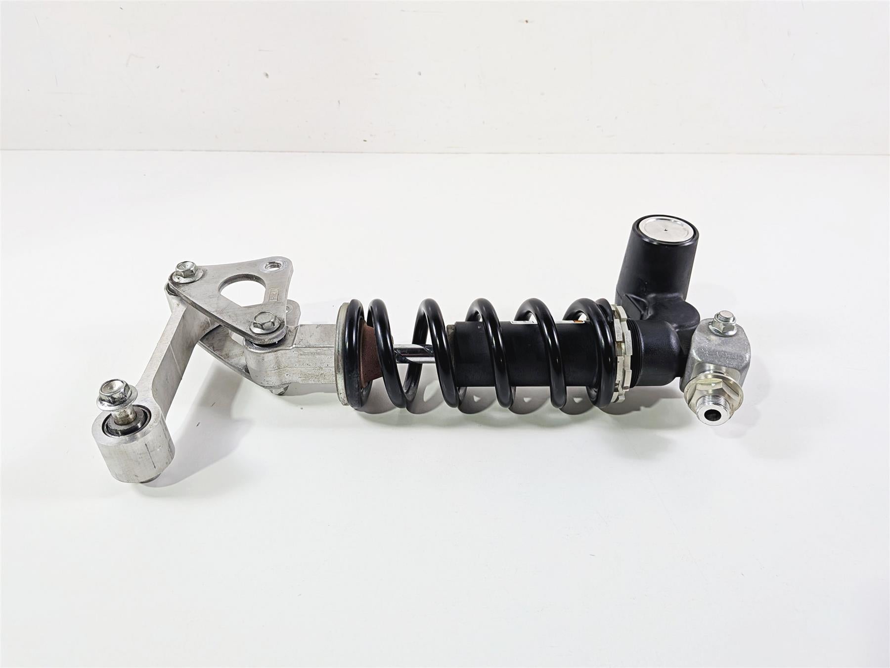 2024 Suzuki GSXR600 Rear Shock Suspension & Linkage 2K Only 62100-14851-019 {{ shop.shopifyCountryName }} - Mototech271