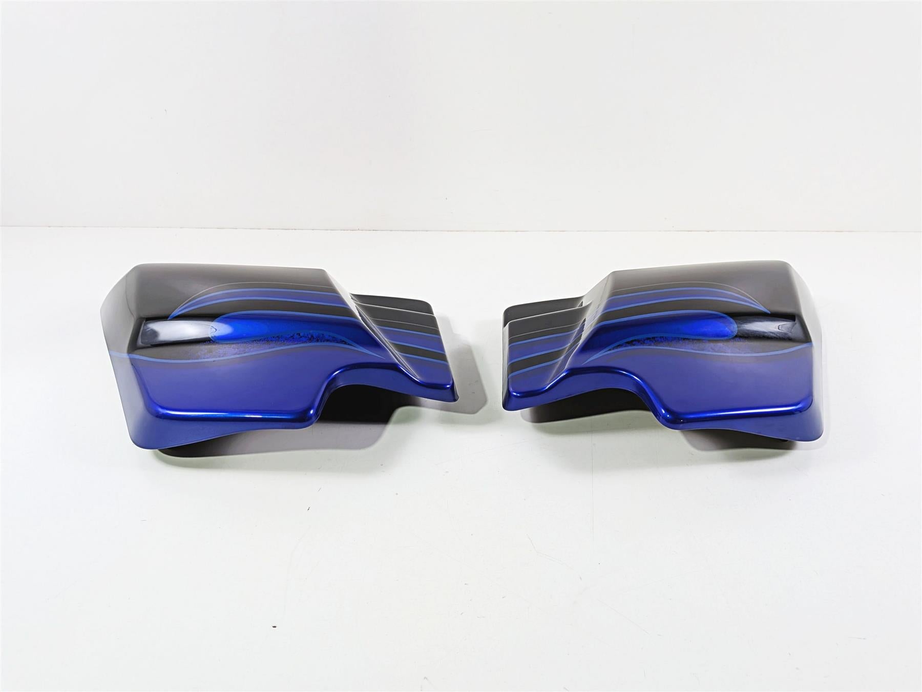 2011 Harley Touring FLHTCU CVO Electra Glide Side Cover Fairing Set 66250-09-Mototech271