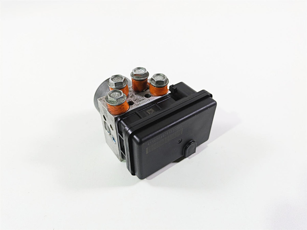 2019 Harley Softail FXDR 114 Abs Brake Pump Unit Module 41100043C {{ shop.shopifyCountryName }} - Mototech271
