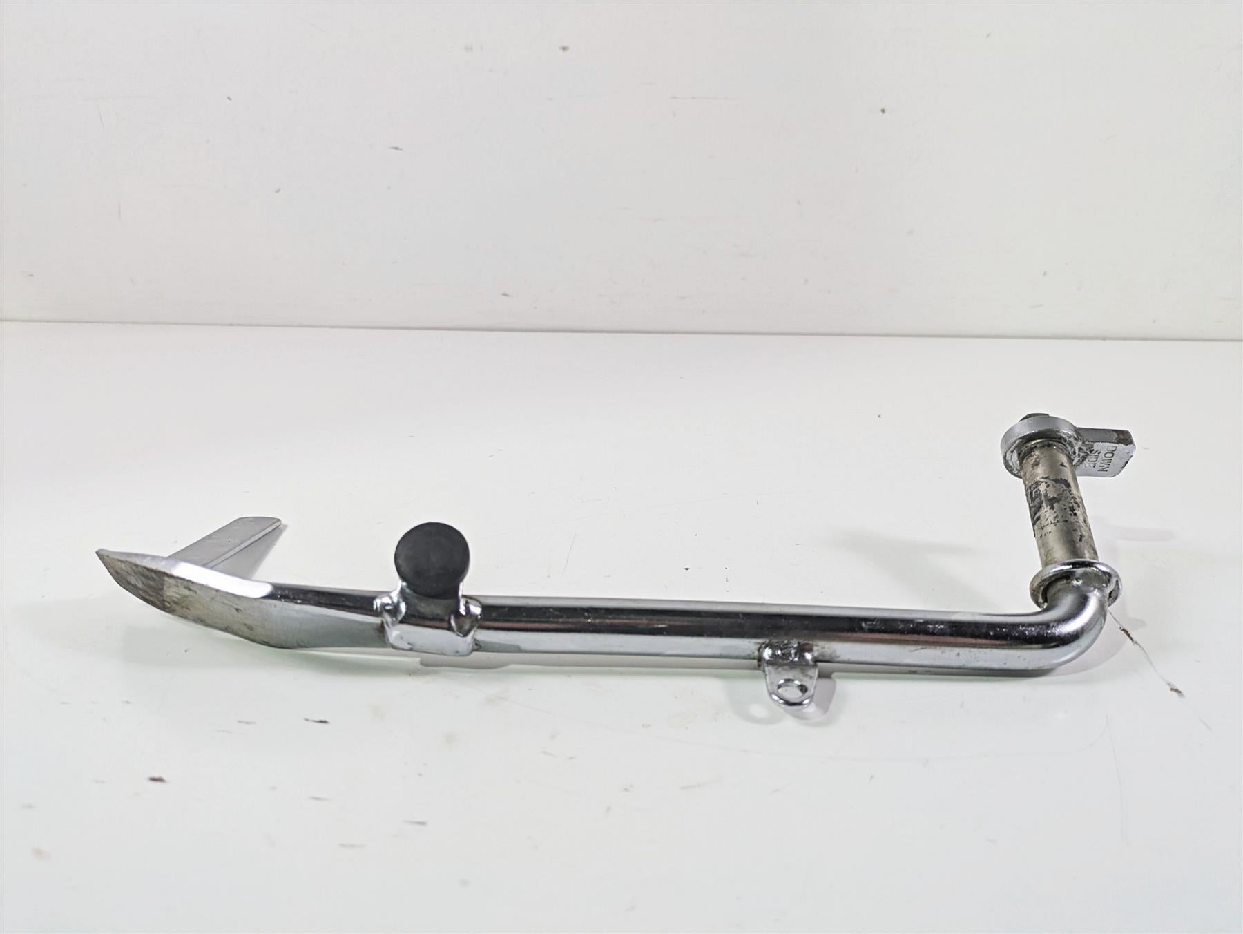 2010 Harley Touring FLHXSE CVO Street Glide Side Kick Jiffy Kickstand 50075-07A {{ shop.shopifyCountryName }} - Mototech271