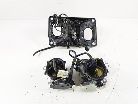 2015 Ducati Panigale 1299 S Throttle Body Set & Air Box Cover 28240893A {{ shop.shopifyCountryName }} - Mototech271