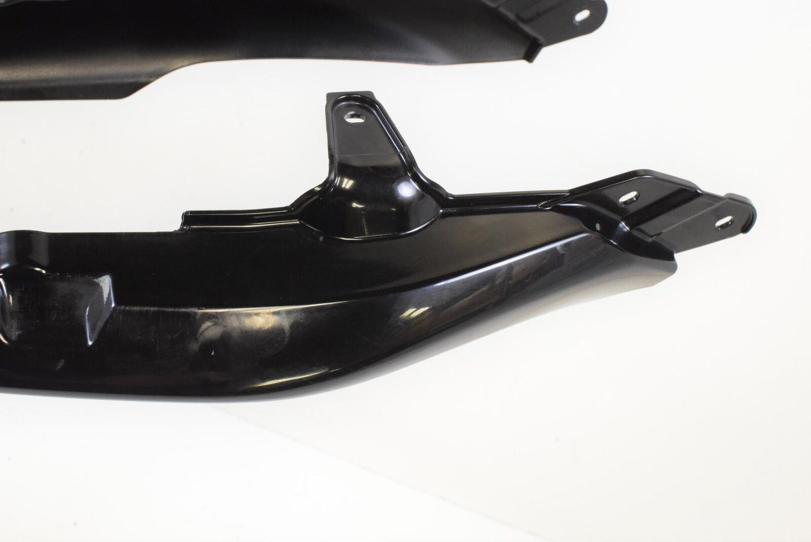 2007 Triumph Tiger 1050 NICE Rear Tail Fairing Cover Cowl T2306850 {{ shop.shopifyCountryName }} - Mototech271