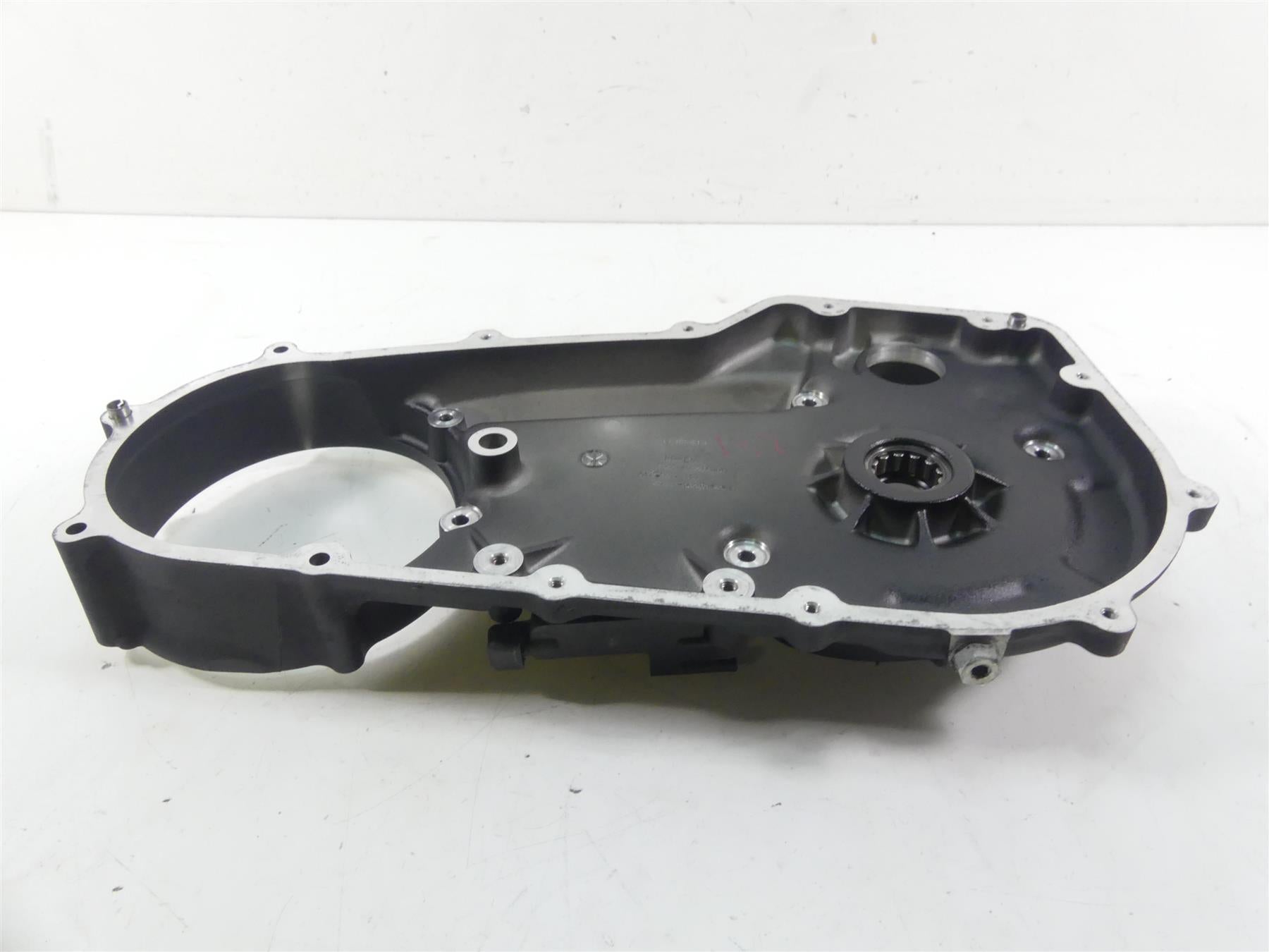 2016 Harley FLS Softail Slim Inner Primary Drive Clutch Cover 50681-06C {{ shop.shopifyCountryName }} - Mototech271
