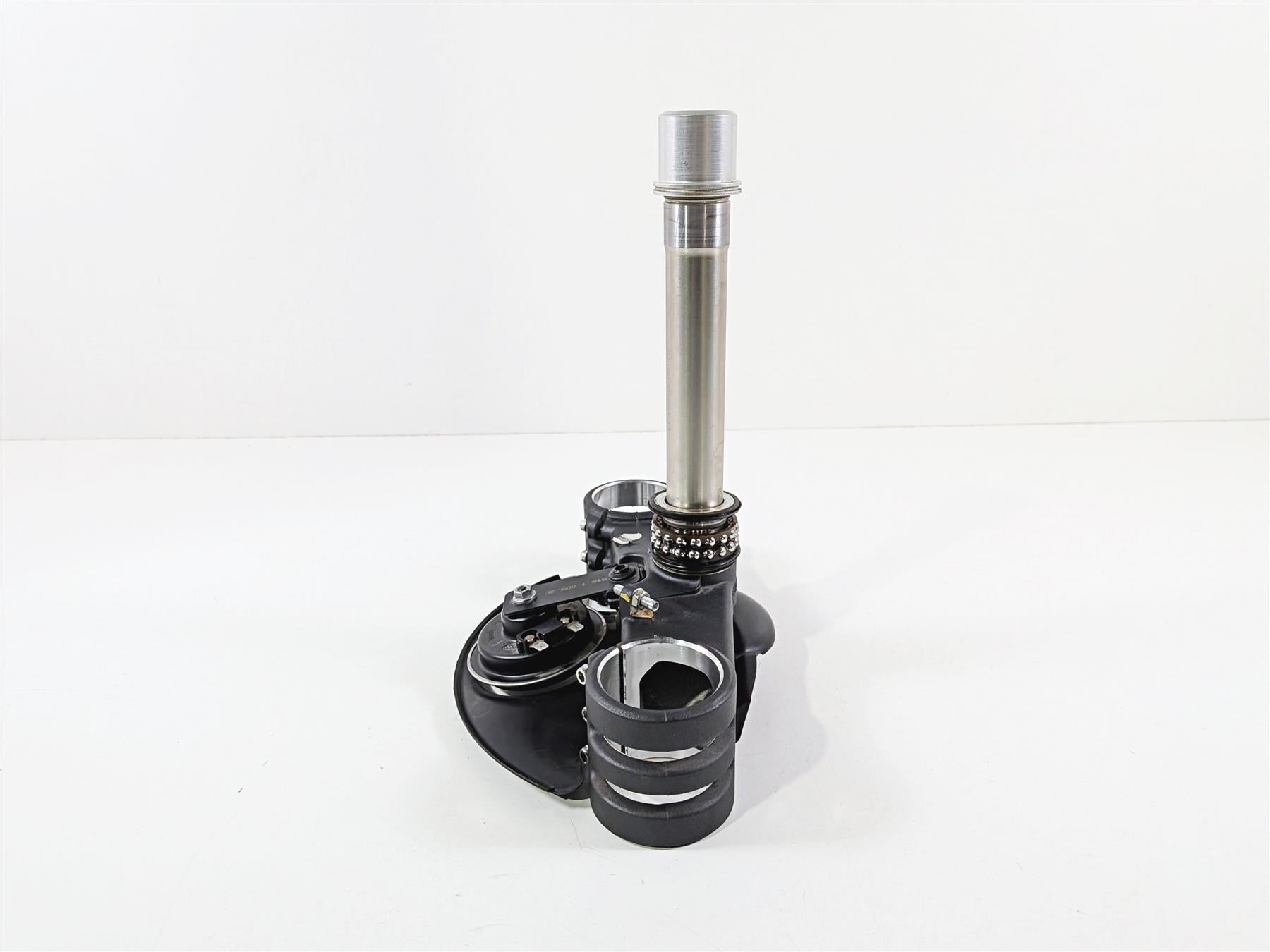 2019 Ducati Panigale V4S V4 S Corse Lower Triple Tree Ohlins -Read 34230691A {{ shop.shopifyCountryName }} - Mototech271