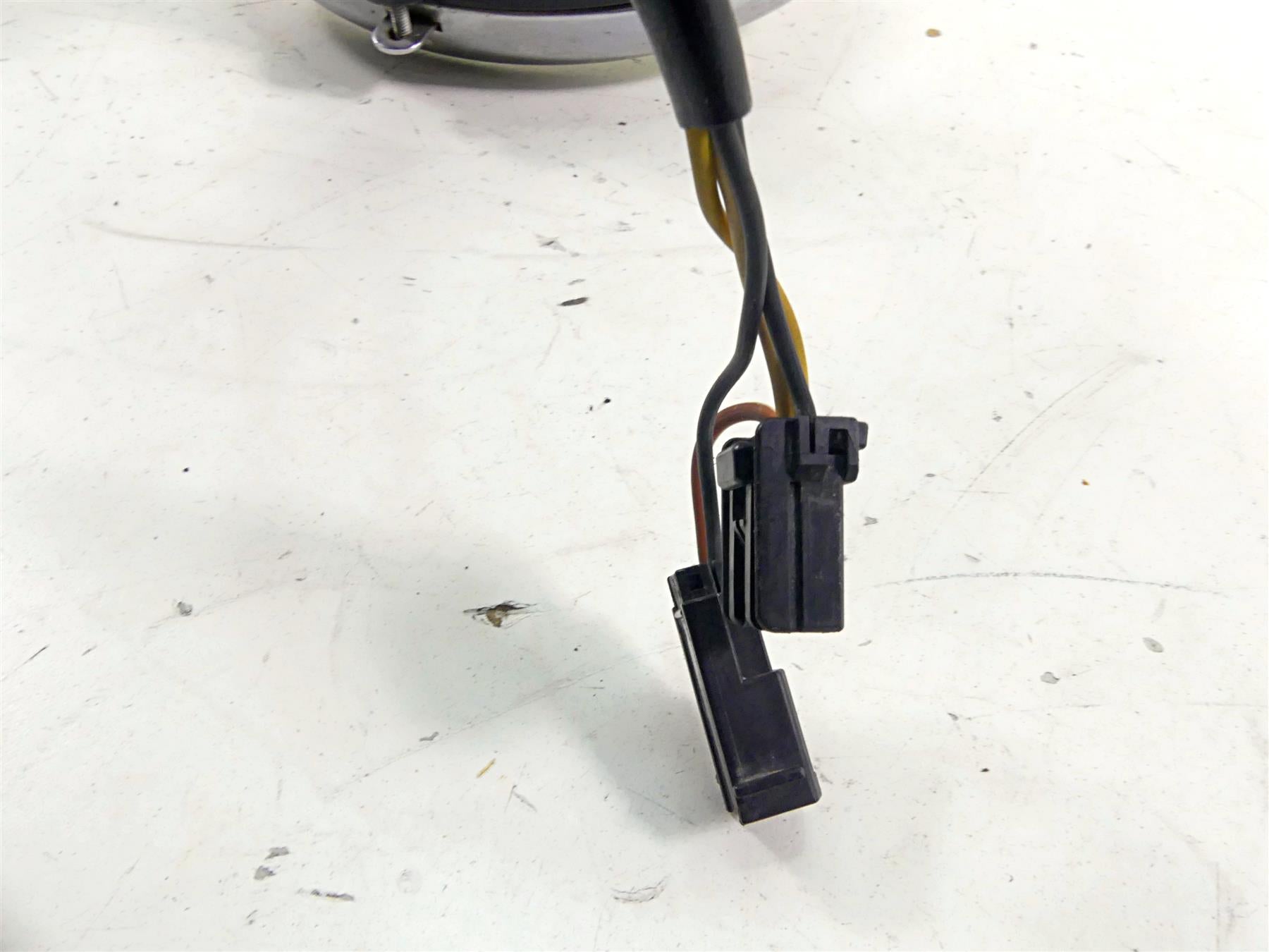 2013 Harley Softail FLSTFB Fat Boy Lo Headlight Head Light Lamp -Read 73293-10A {{ shop.shopifyCountryName }} - Mototech271