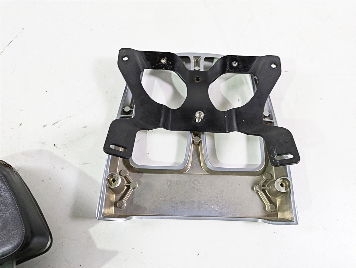 2013 Harley VRSCF Muscle Rod Passenger Backrest Luggage Rack Read 51600-09 {{ shop.shopifyCountryName }} - Mototech271