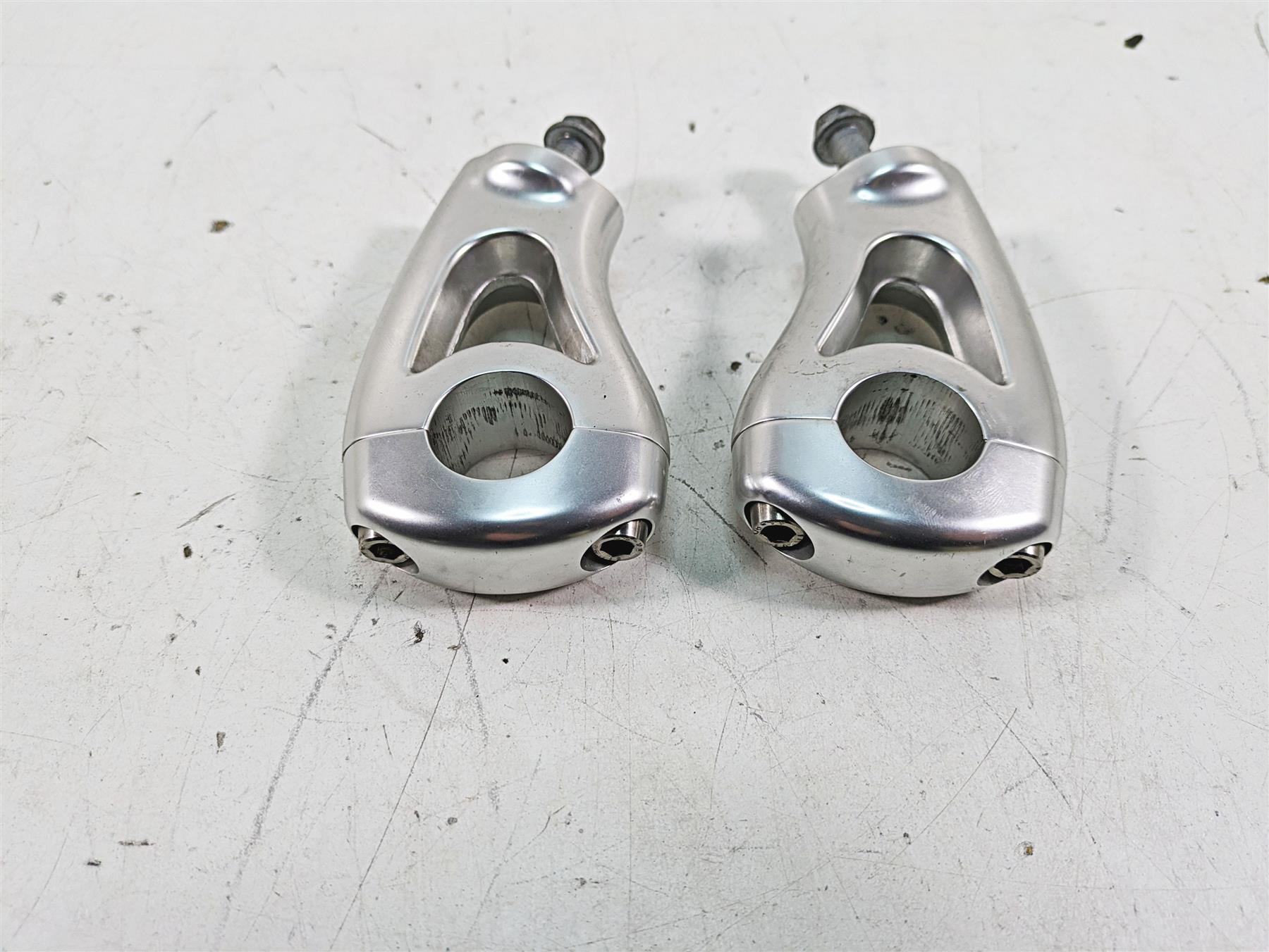 2014 Moto Guzzi California 1400 T Handlebar Holder Riser Set GU06500200 {{ shop.shopifyCountryName }} - Mototech271