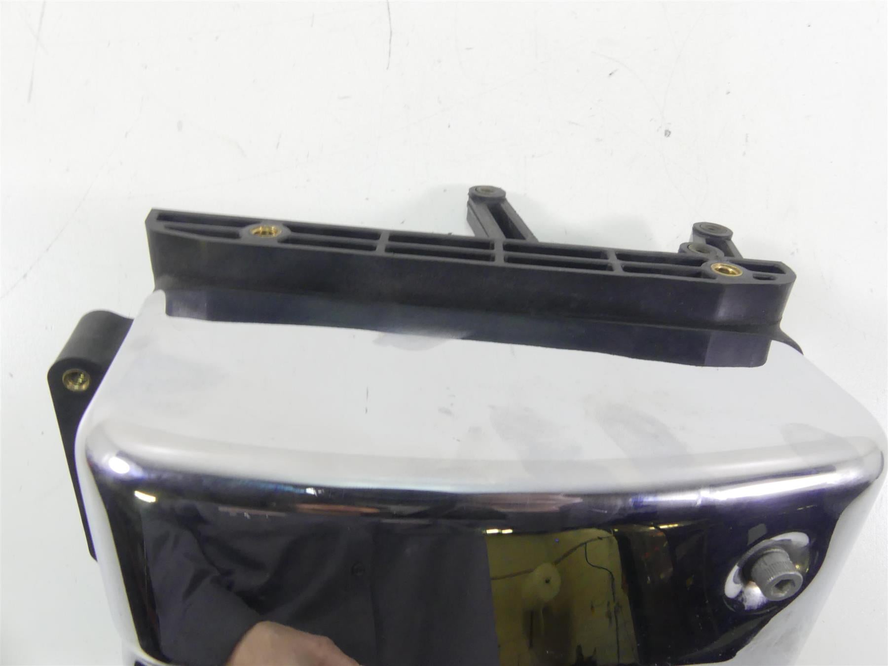 2005 Harley Dyna FXDLI Low Rider Electrical Carrier Chrome Cover Set 70367-04 {{ shop.shopifyCountryName }} - Mototech271