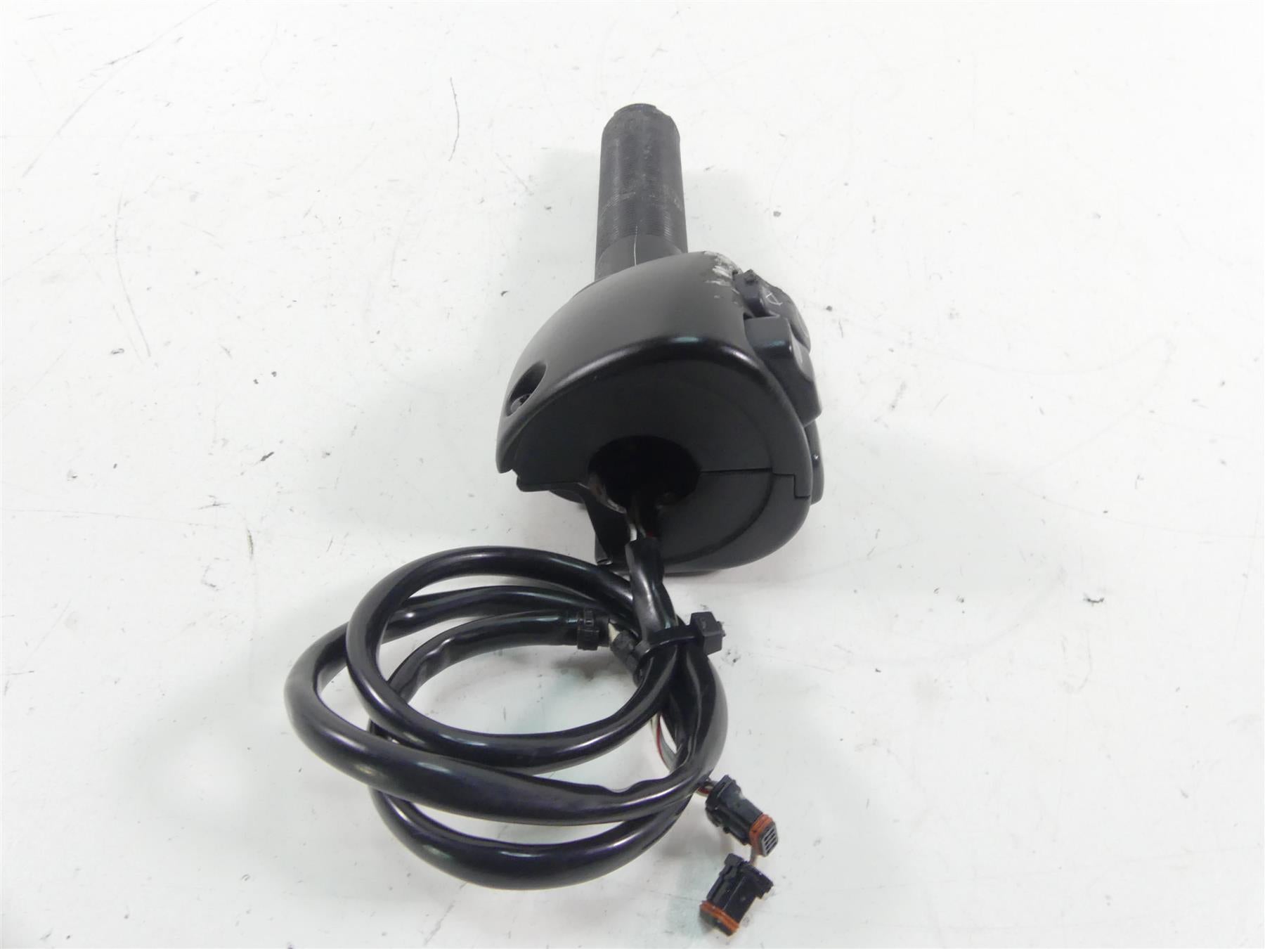 2021 Harley Softail FXBBS Street Bob Right Hand Throttle Control Switch 71500462 {{ shop.shopifyCountryName }} - Mototech271