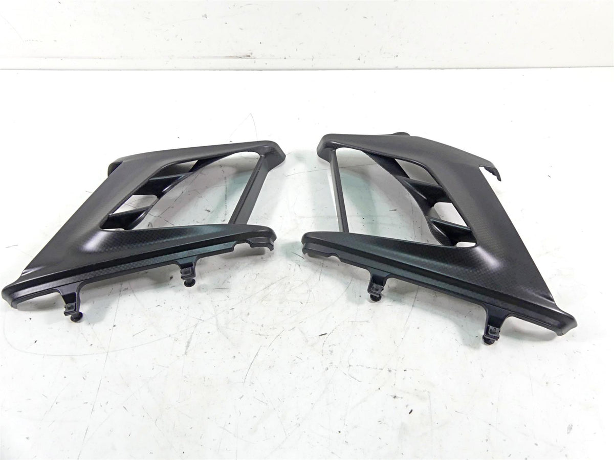2013 Ducati Diavel Red Carbon Fiber Radiator Shroud Cover Set 48013731A {{ shop.shopifyCountryName }} - Mototech271