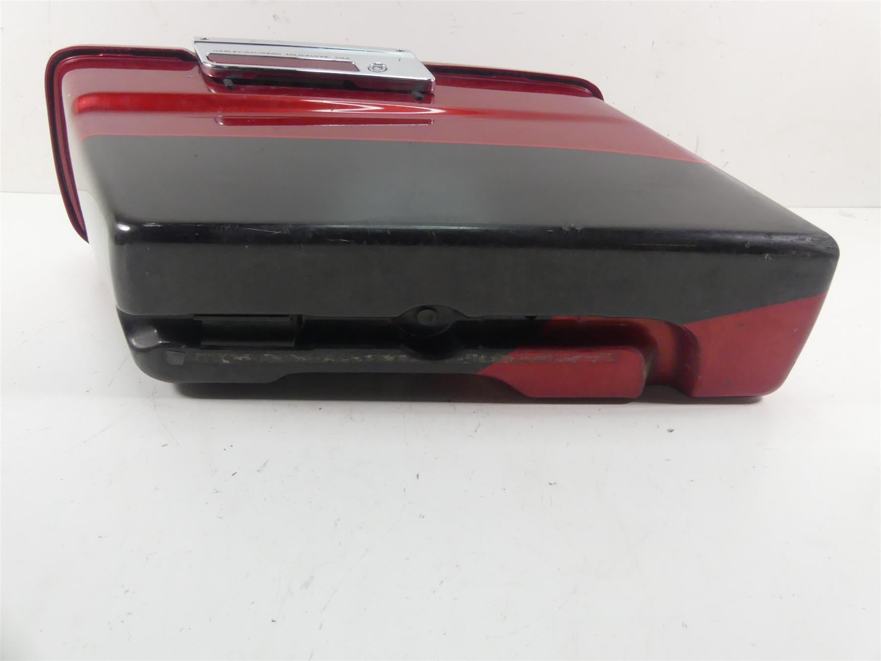 2013 Harley Touring FLHTK Electra Glide Left Saddlebag Saddle Bag 90753-93 {{ shop.shopifyCountryName }} - Mototech271
