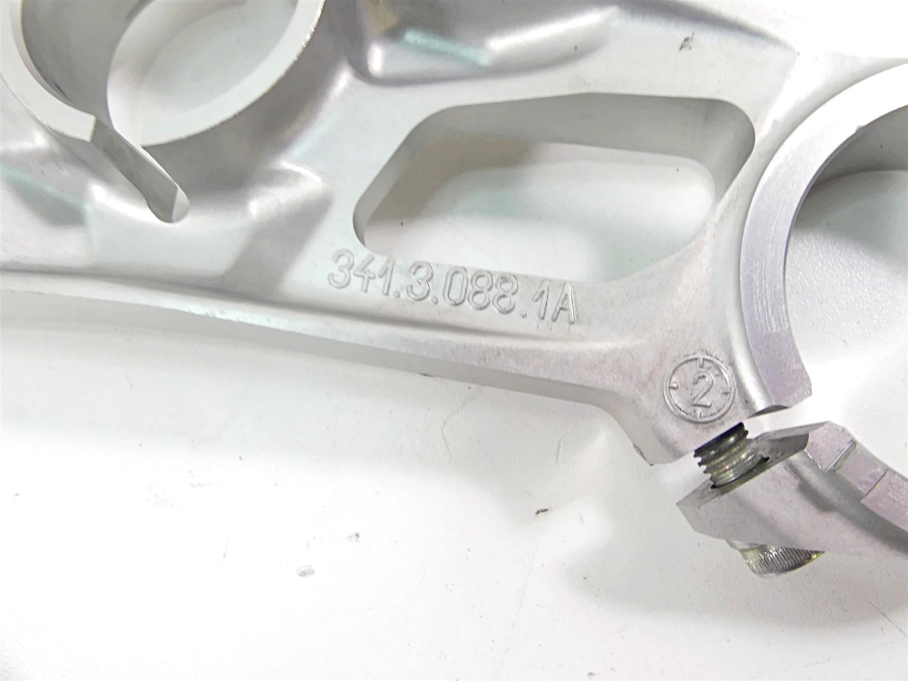 2012 Ducati Panigale 1199S Upper Triple Tree Steering Clamp 34130881A {{ shop.shopifyCountryName }} - Mototech271