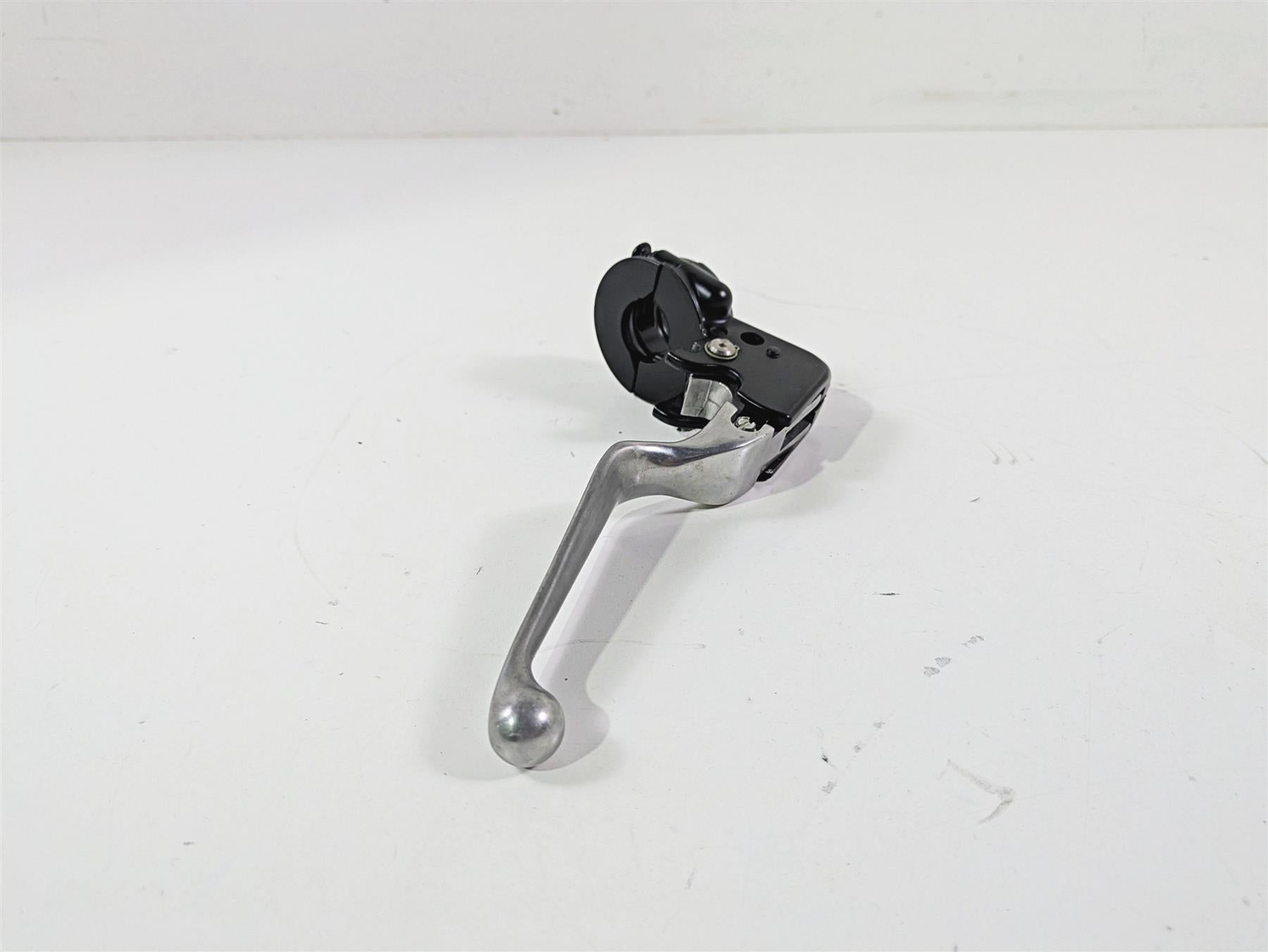 2014 Harley FXDF Dyna Fat Bob Clutch Perch & Lever 38608-96 {{ shop.shopifyCountryName }} - Mototech271