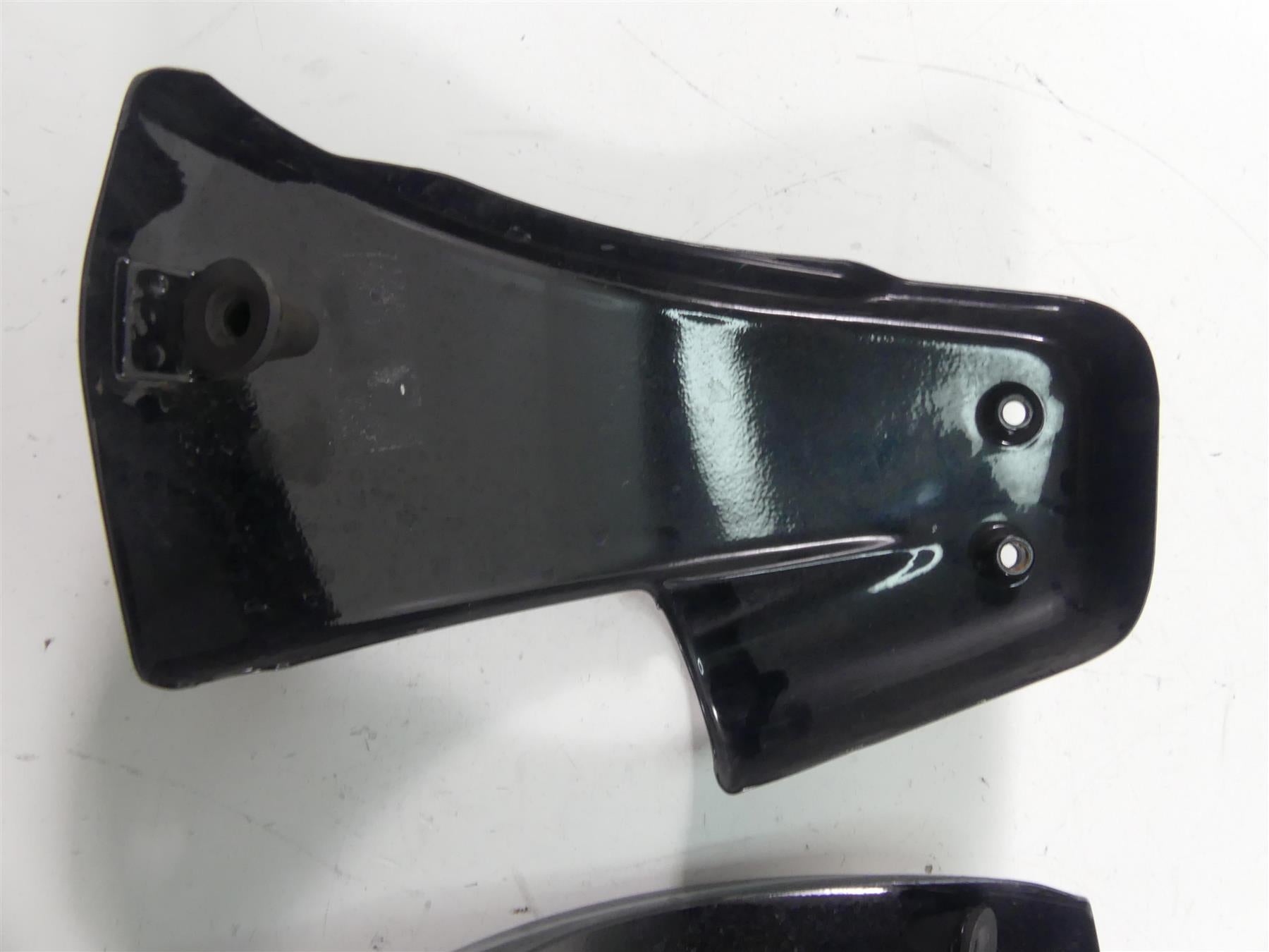 2021 Harley Softail FLSB Sport Glide Side Cover Fairing Set 61300783 69201505 {{ shop.shopifyCountryName }} - Mototech271