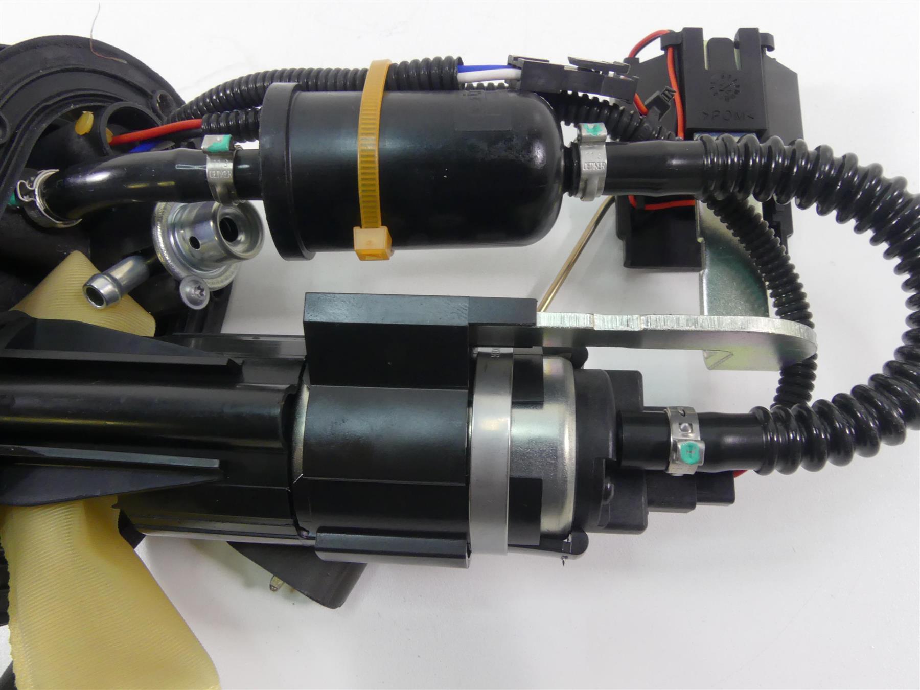 2021 Aprilia Tuono 660 RS660 Fuel Gas Petrol Pump & Level Sending Unit 2D000547 {{ shop.shopifyCountryName }} - Mototech271
