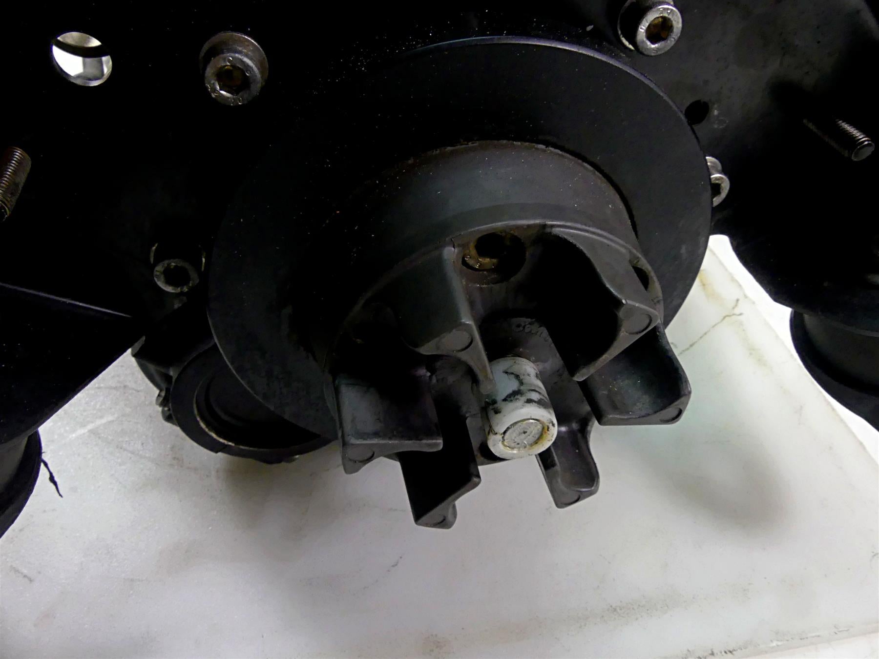 2005 Seadoo 3D RFI Engine Bottom End Crankcase Crank Case 787 + Rods 420891140 {{ shop.shopifyCountryName }} - Mototech271