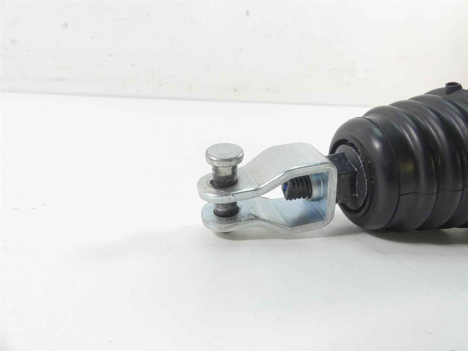 2022 Harley Softail FXBBS Street Bob Rear Brake Master Cylinder 5/8" 41700460 {{ shop.shopifyCountryName }} - Mototech271