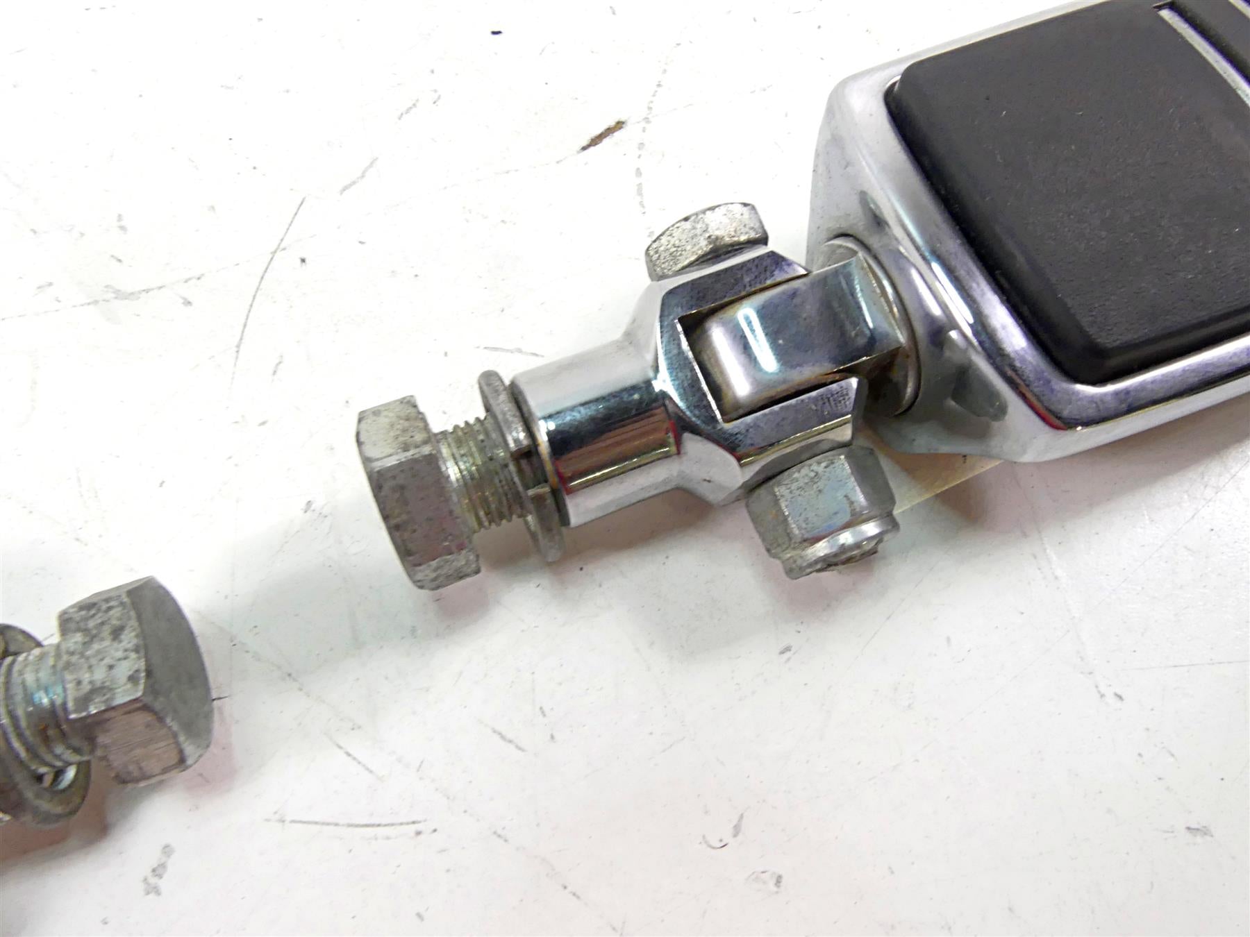 2011 Harley Touring FLTRX Road Glide Highway Foot Peg Foot Rest Set {{ shop.shopifyCountryName }} - Mototech271