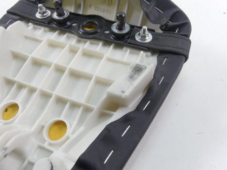 2013 Kawasaki ZX636 ZX6R Ninja Rear Passenger Seat Saddle - Read 53003-0121-MA {{ shop.shopifyCountryName }} - Mototech271