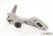Load image into Gallery viewer, 2005 Kawasaki ZZR1200 ZX1200 Ninja Rear Passenger Right Footpeg 35063-1219-458
