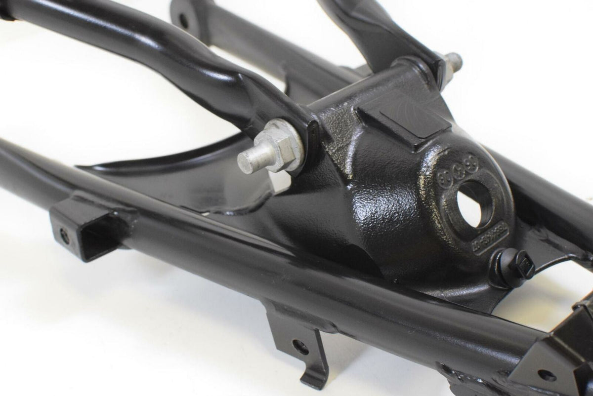 09 BMW R1200RT R1200 RT K26 STRAIGHT Chassis Main Frame SLVG TTL 46517671868 {{ shop.shopifyCountryName }} - Mototech271