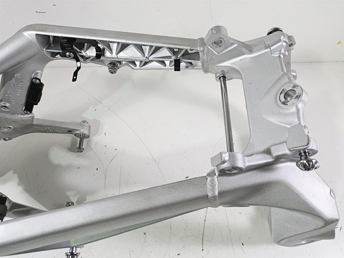2020 Triumph Daytona 765 Moto2 Straight Main Frame Chassis #424 of 765 With Arizona Salvage Title T2071388 {{ shop.shopifyCountryName }} - Mototech271