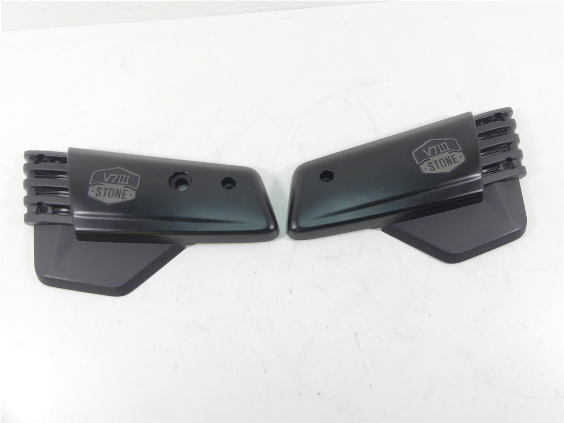 2019 Moto Guzzi V7 III Stone 750 Left Right Side Cover Fairing 2B003499 2B003498 {{ shop.shopifyCountryName }} - Mototech271