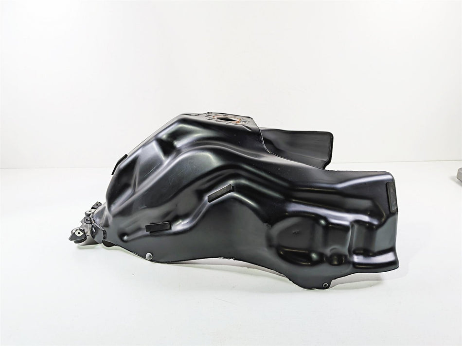 2023 BMW F850GS K81 Metal Fuel Gas Petrol Tank - Clean No Dents 16118555258 {{ shop.shopifyCountryName }} - Mototech271
