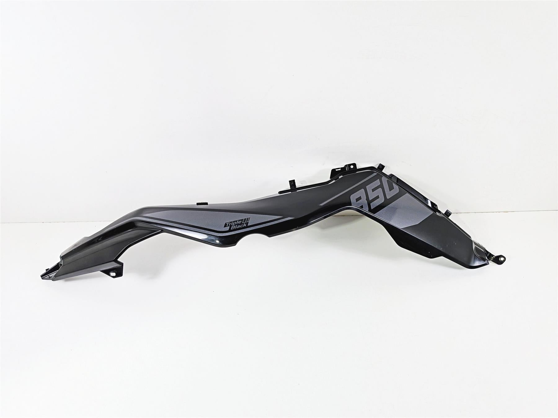 2023 BMW F850GS K81 Upper Left Triple Black Side Tank Fairing Cover 46638564627 {{ shop.shopifyCountryName }} - Mototech271