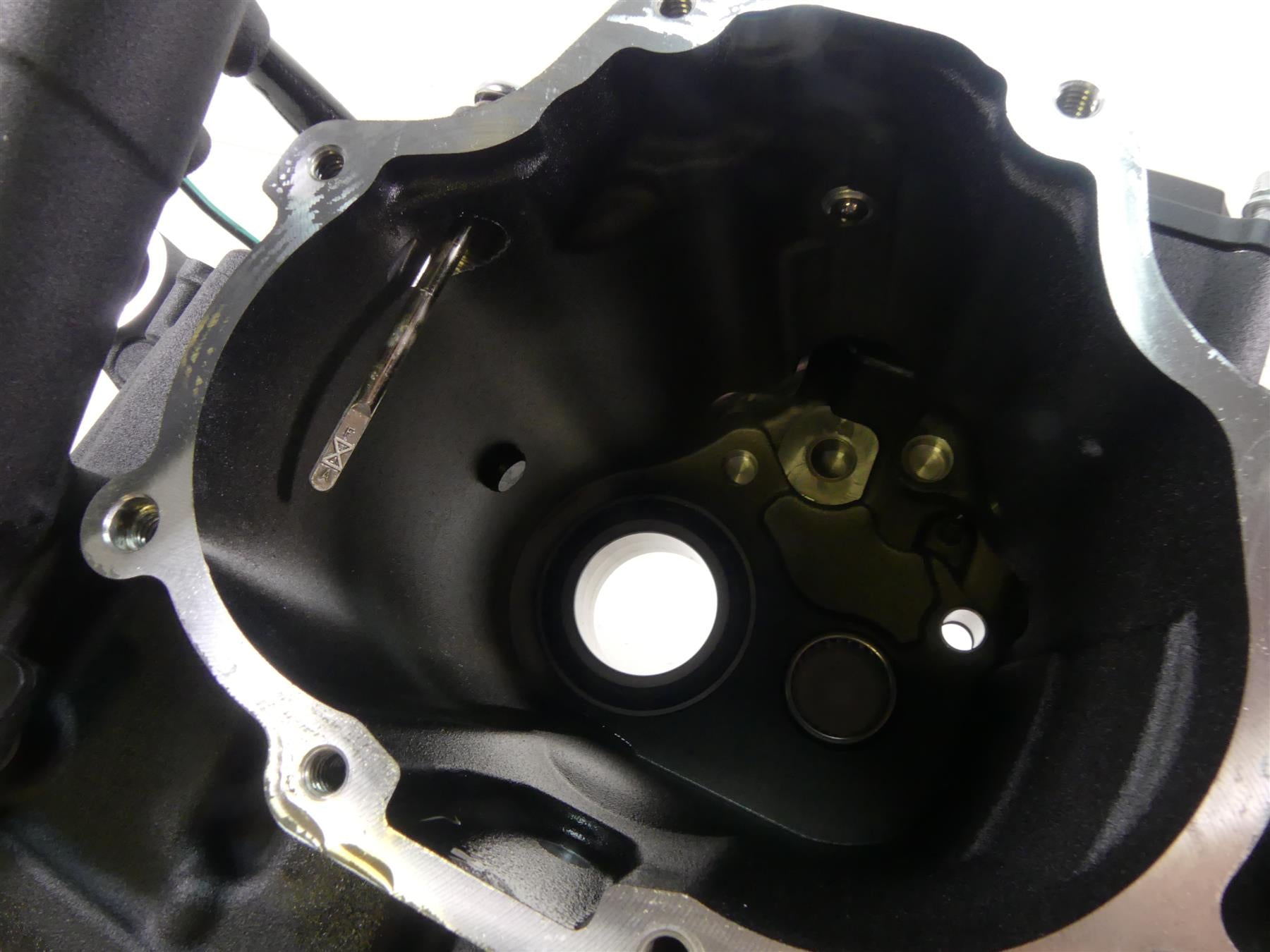 2018 Harley FLHC Softail Heritage M8 Transmission Housing Gear Box 34700114 {{ shop.shopifyCountryName }} - Mototech271