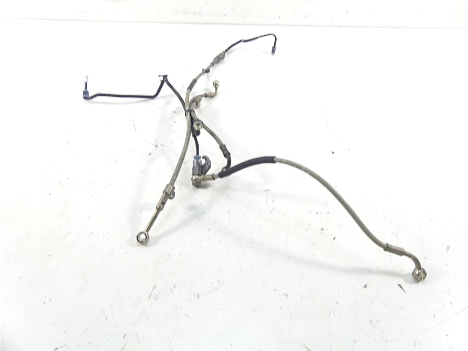 2009 BMW R1200 GS K25 Front Abs Brake Line Hose Set 34327720825 {{ shop.shopifyCountryName }} - Mototech271
