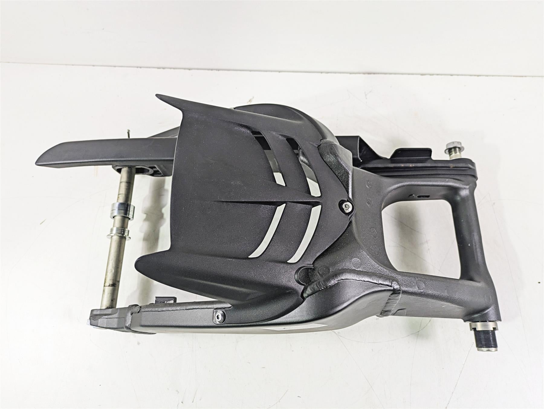 2020 Kawasaki ZX6R Ninja Rear Swingarm Swing Arm Set 33001-0584