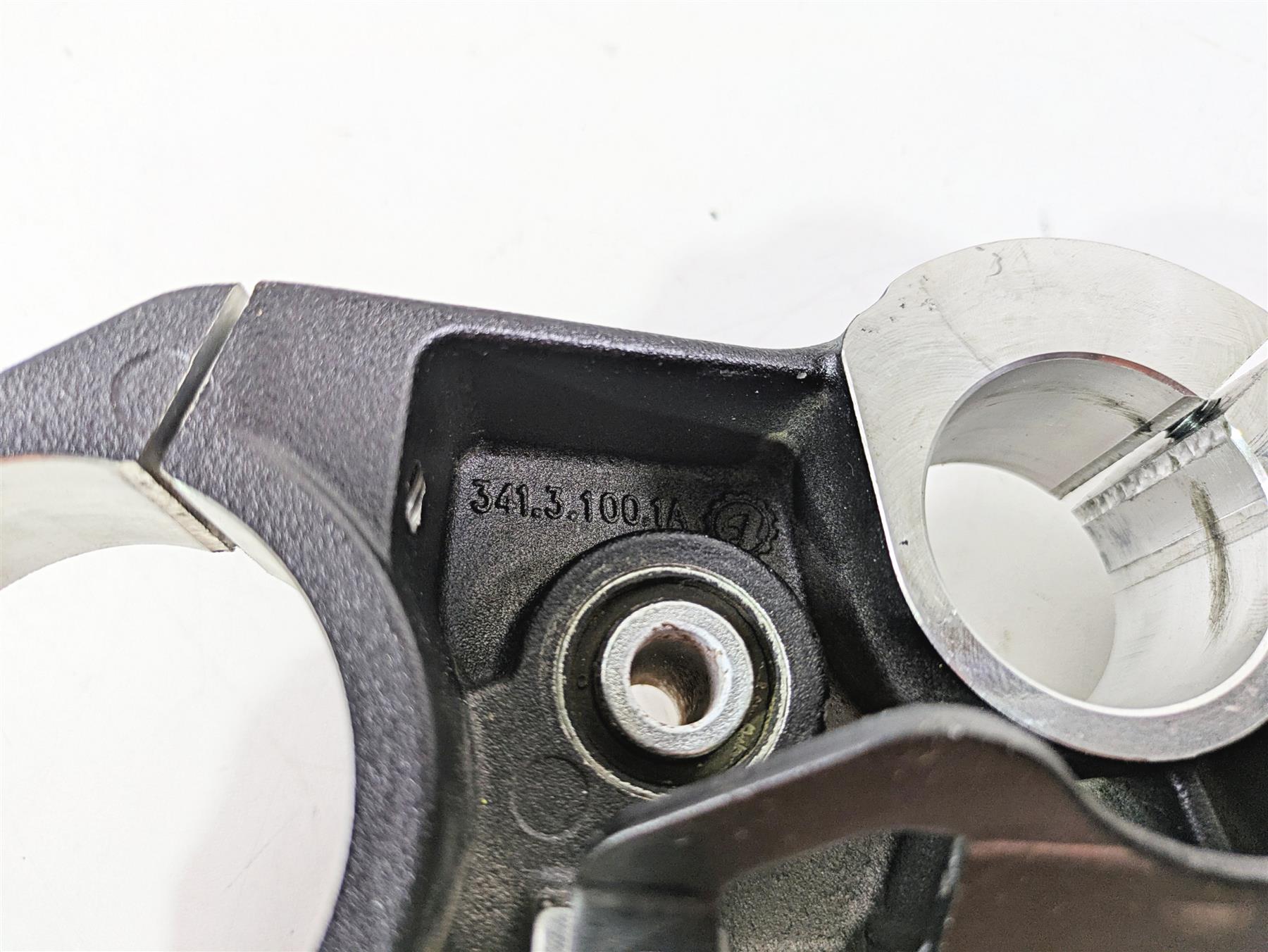 2016 Ducati Monster 1200 S Upper Triple Tree Steering Clamp 34111001AC {{ shop.shopifyCountryName }} - Mototech271