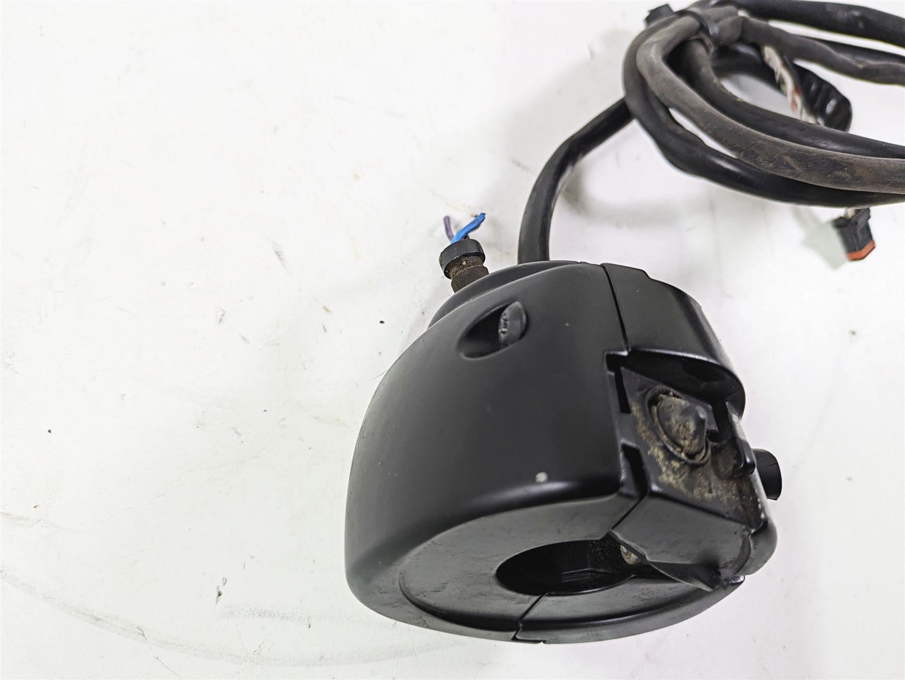 2016 Harley FXDWG Dyna Wide Glide Left Hand Control Switch - Read 71500372A {{ shop.shopifyCountryName }} - Mototech271
