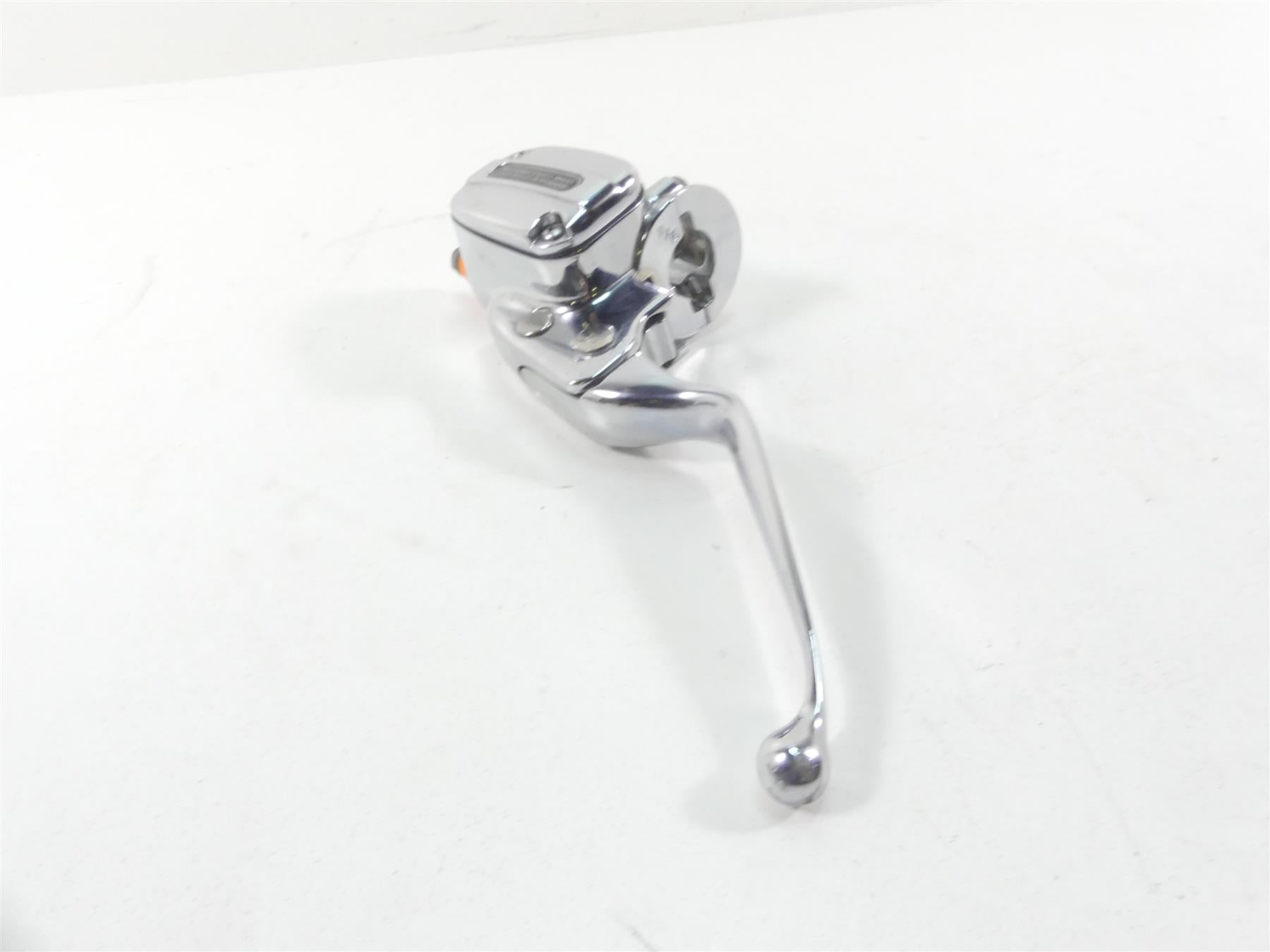 2012 Harley CVO FLHX SE3 Street Glide Clutch Master Cylinder 11/16" 46113-02D {{ shop.shopifyCountryName }} - Mototech271
