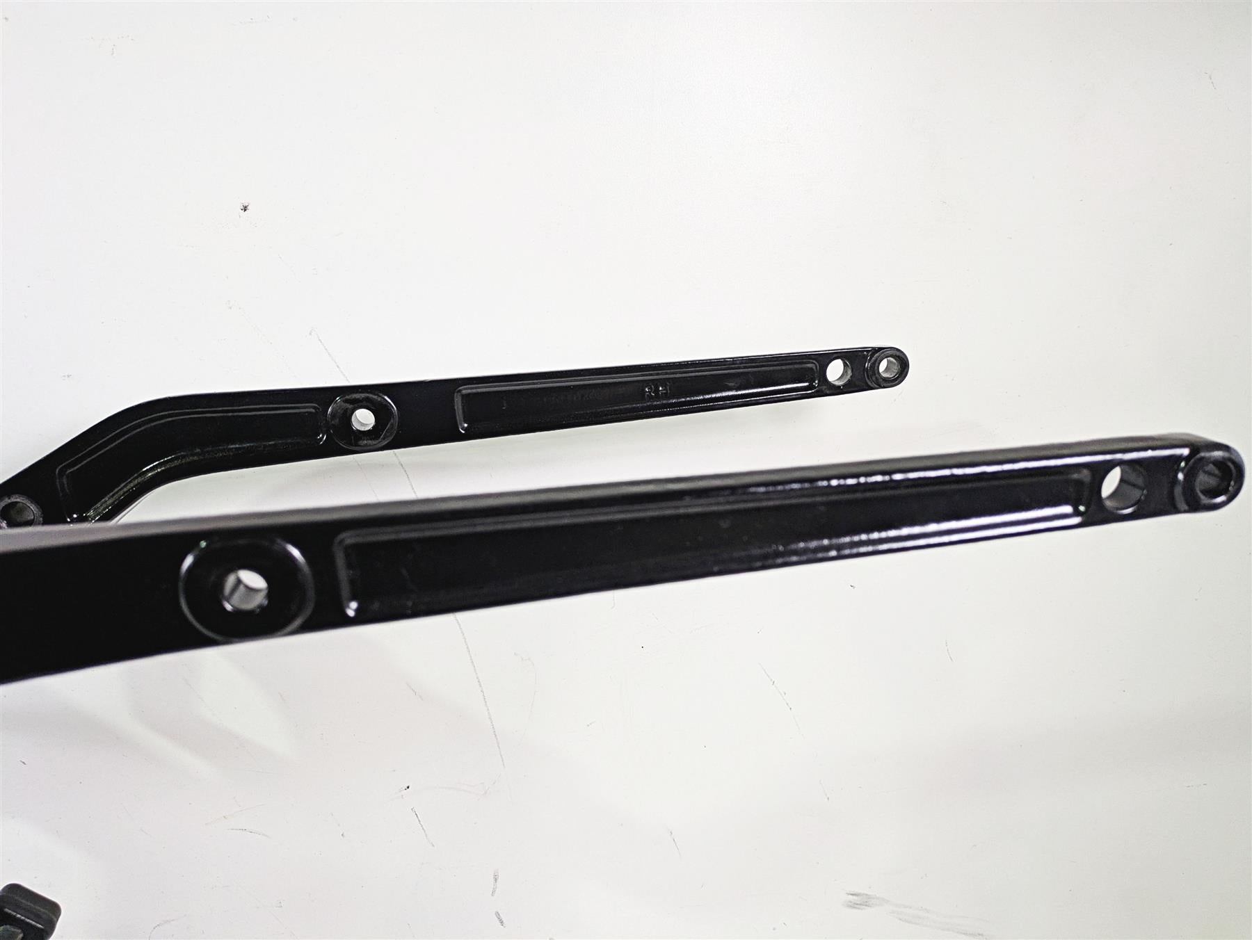 2002 Harley Dyna FXDL Low Rider Straight Main Frame Chassis 32 dgr 47427-02 {{ shop.shopifyCountryName }} - Mototech271
