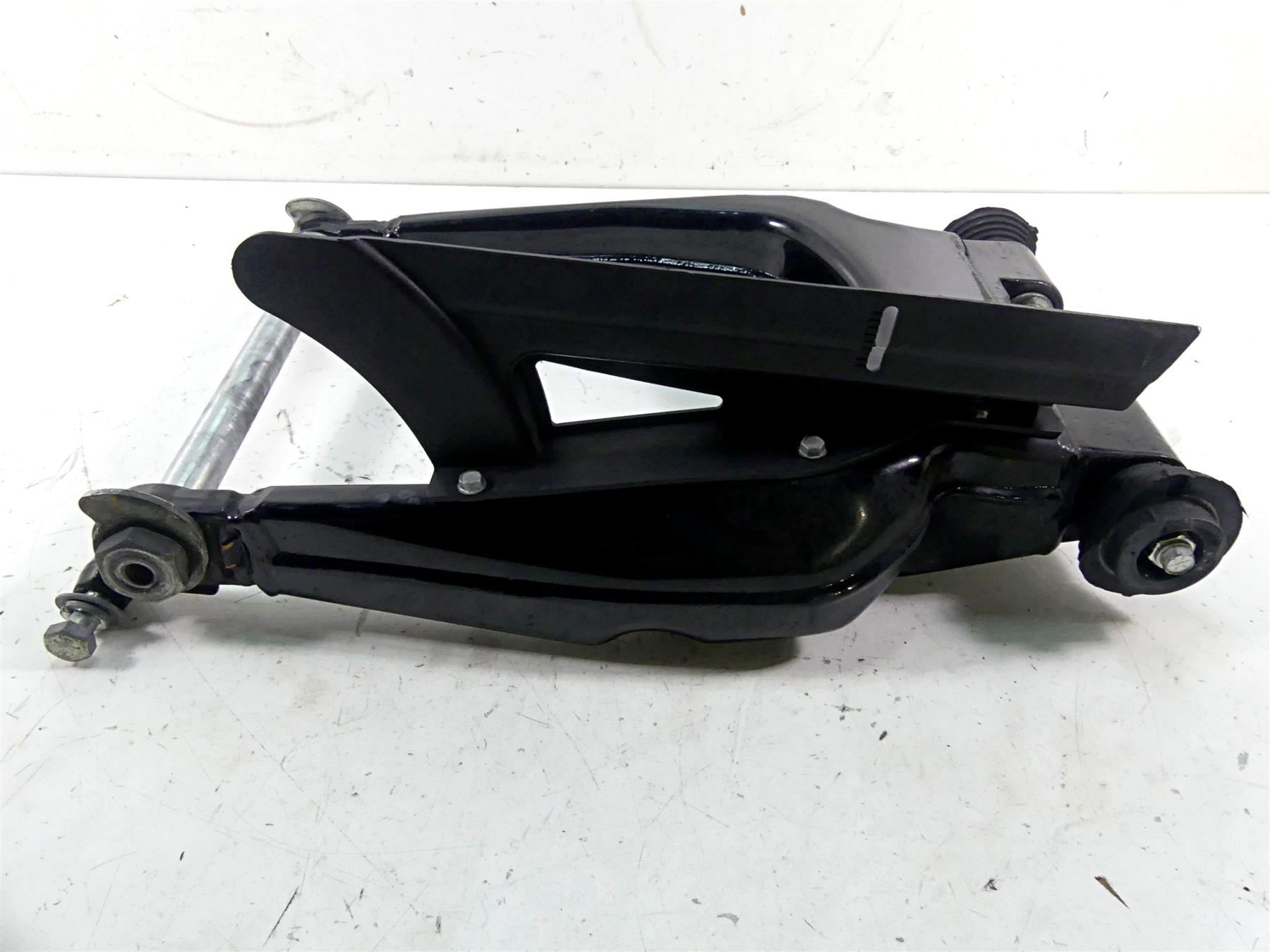 2015 Harley Touring FLHXS Street Glide Swingarm Swing Arm 25mm Axle 47549-09A {{ shop.shopifyCountryName }} - Mototech271