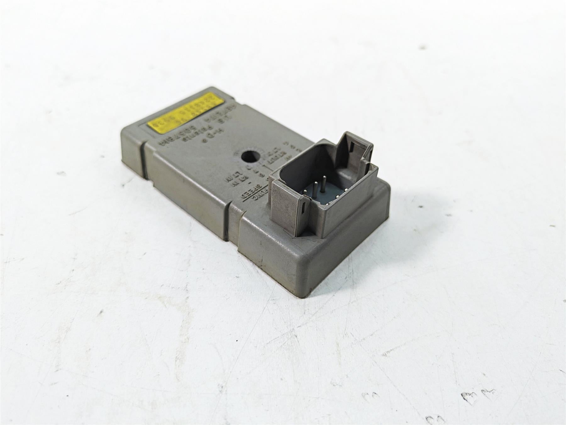 2000 Harley FXSTS Softail Springer Tsm Turn Signal Flasher Module 68540-96 {{ shop.shopifyCountryName }} - Mototech271