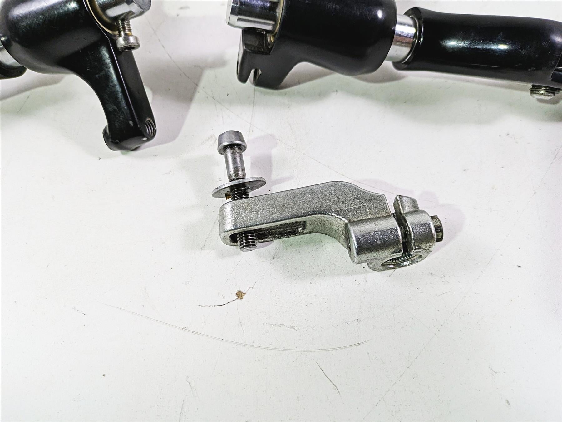 2010 Harley VRSCF Muscle Rod Black Left Right Front Footpeg Rest Set 50274-02B {{ shop.shopifyCountryName }} - Mototech271