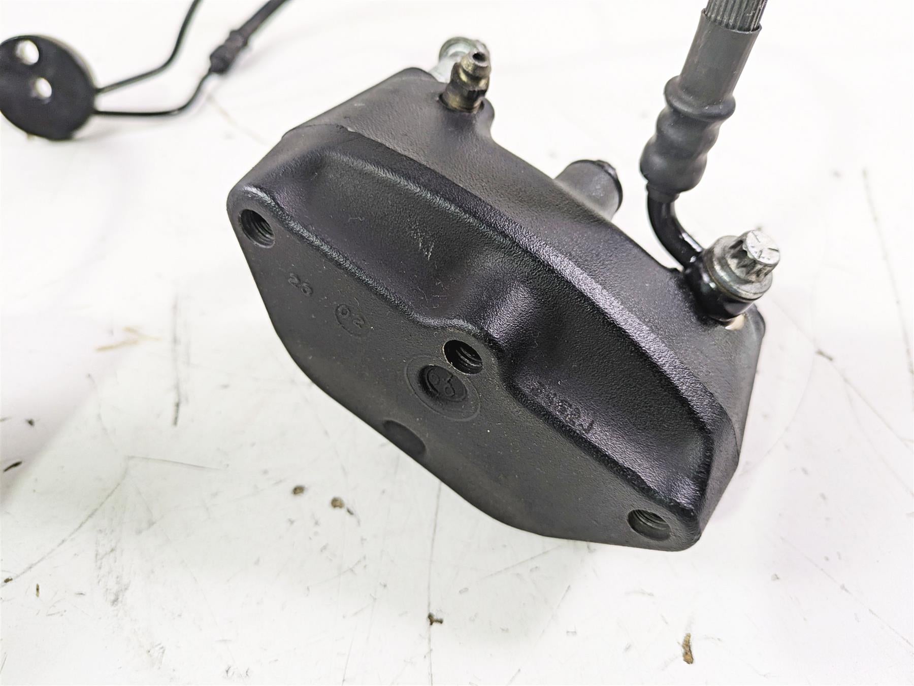 2003 Harley Touring FLHTCUI E-Glide 100th Front Brake Caliper Set 44023-00C {{ shop.shopifyCountryName }} - Mototech271