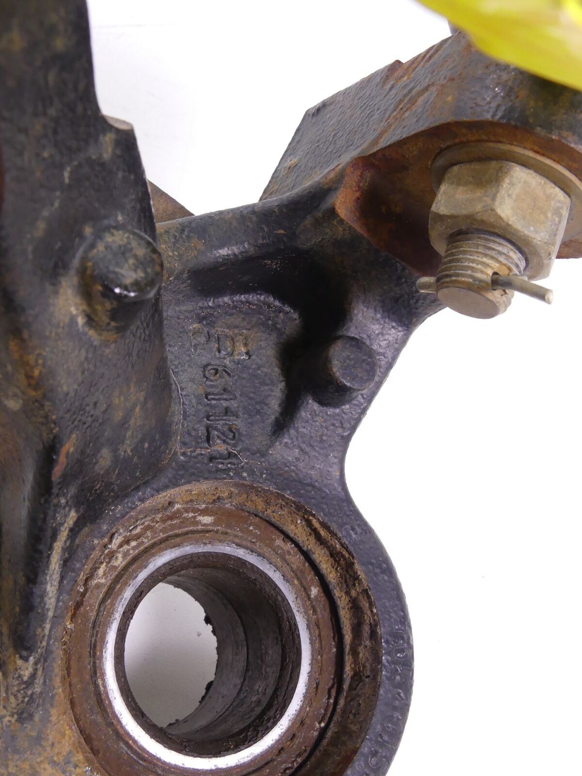 2018 Can-Am Maverick 1000R XMR Front Left Upper Control Arm & Spindle 706202935 {{ shop.shopifyCountryName }} - Mototech271