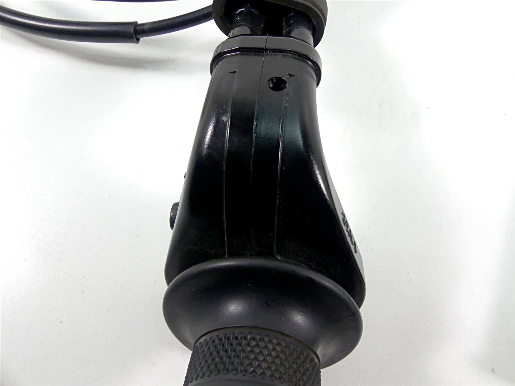 2012 Yamaha VMX17 VMAX 1700 Throttle Grip & Cable Set 4YR-26240-02-00 {{ shop.shopifyCountryName }} - Mototech271