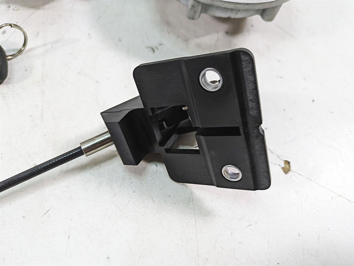 2007 BMW R1200RT K26 Cdi Ecm Ignition Switch Key Lock Set 7704861 51257700072 {{ shop.shopifyCountryName }} - Mototech271