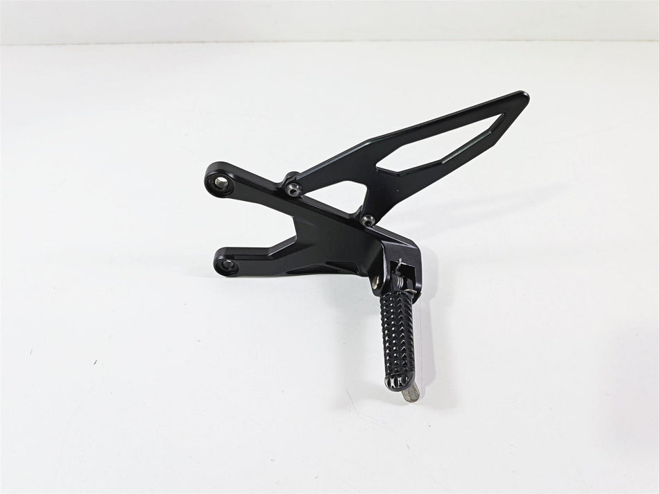 2022 Yamaha YZF R1 R1M RN65 Front Left Footpeg Foot Peg 2CR-27442-00-00-Mototech271