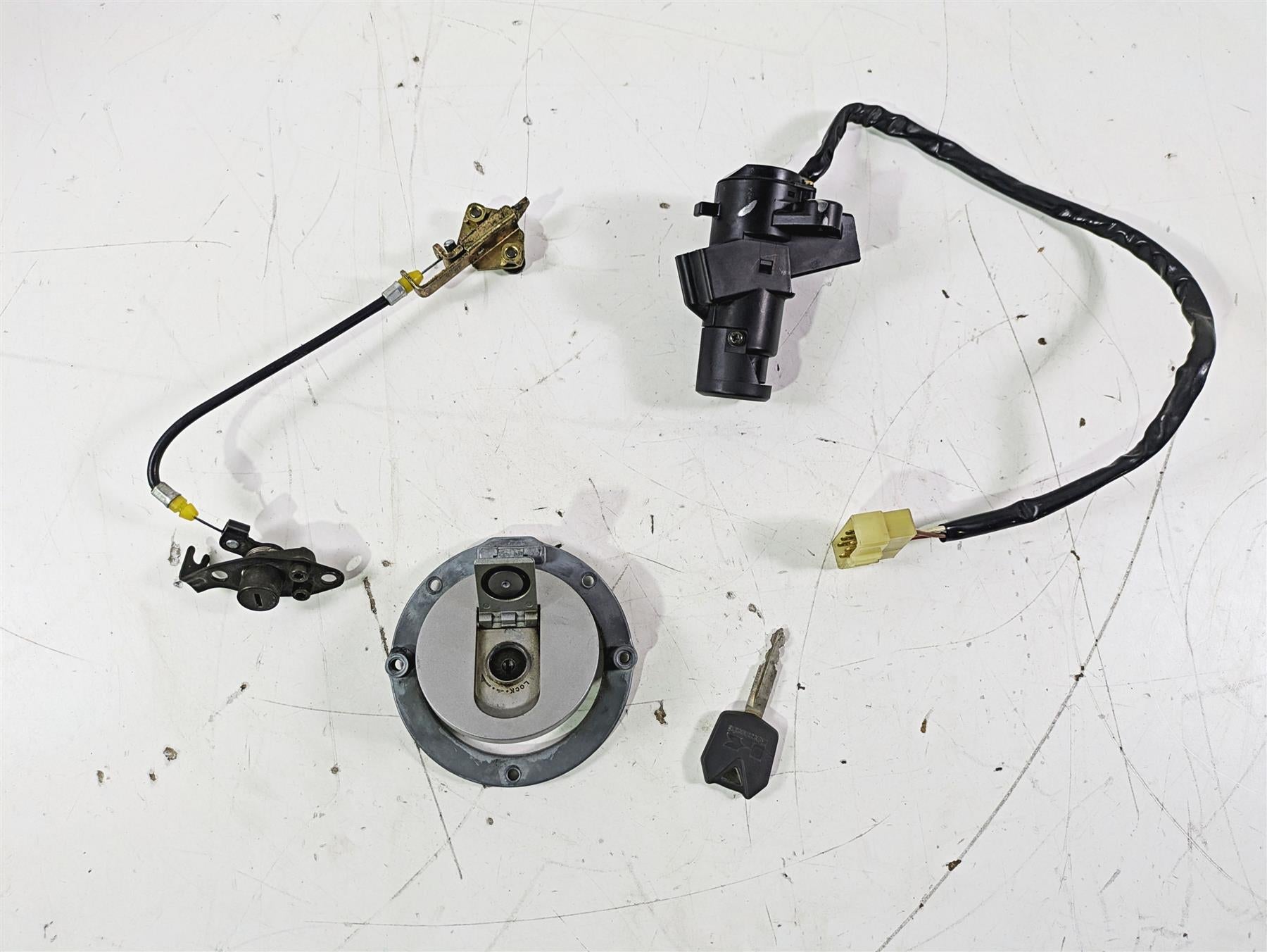 2005 Kawasaki ZX12R Ninja Ignition Switch Key Lock Tank Cap Set