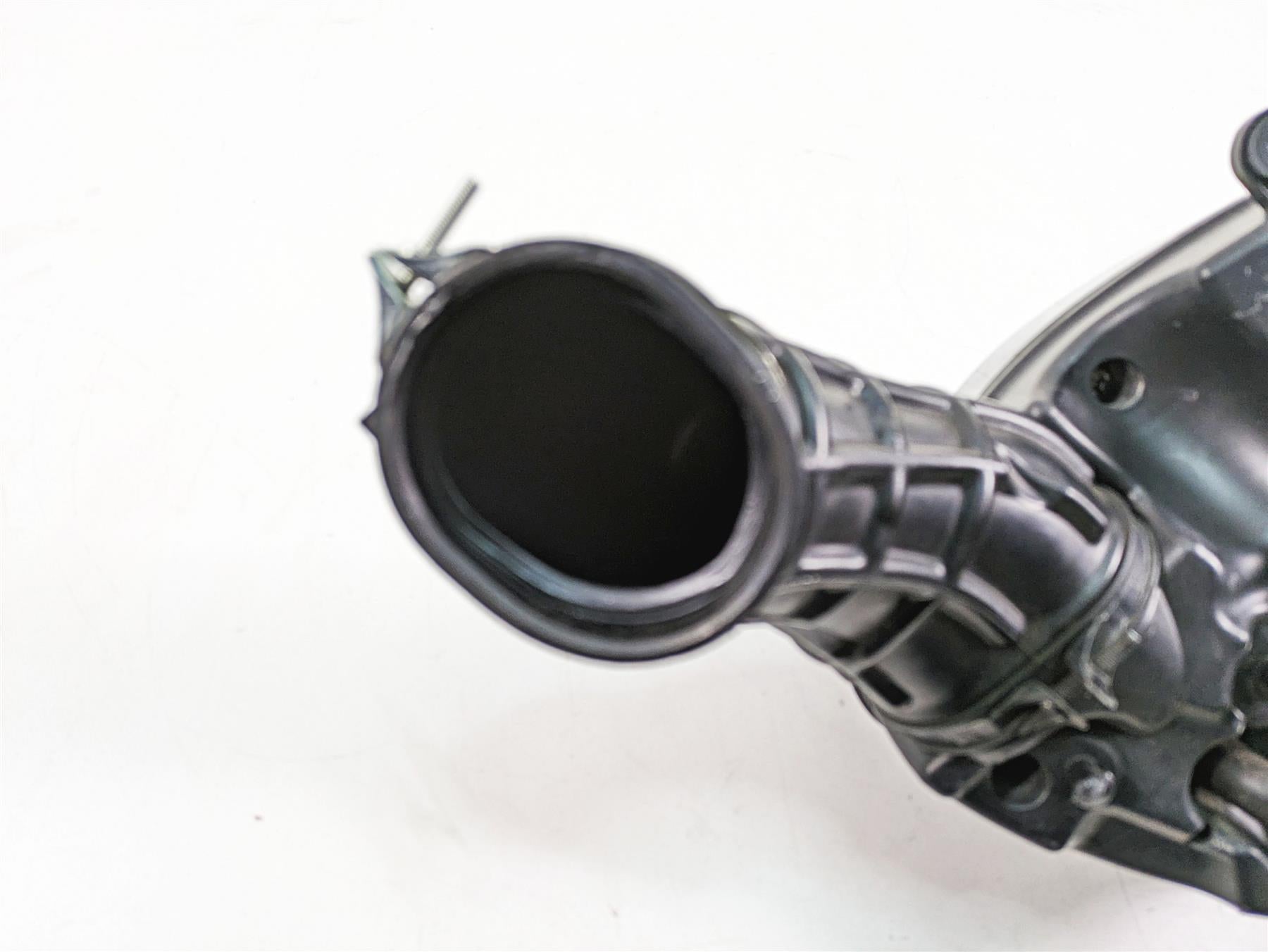 2016 Suzuki M109R VZR1800 Left Air Cleaner Breather Filter - Read 13702-48G41 {{ shop.shopifyCountryName }} - Mototech271